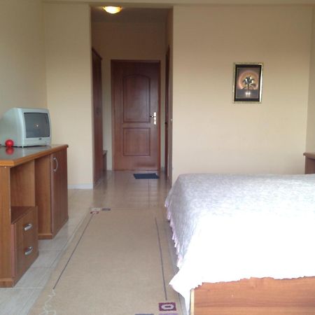 Akropoli Hotel Kryemëdhej Pokoj fotografie