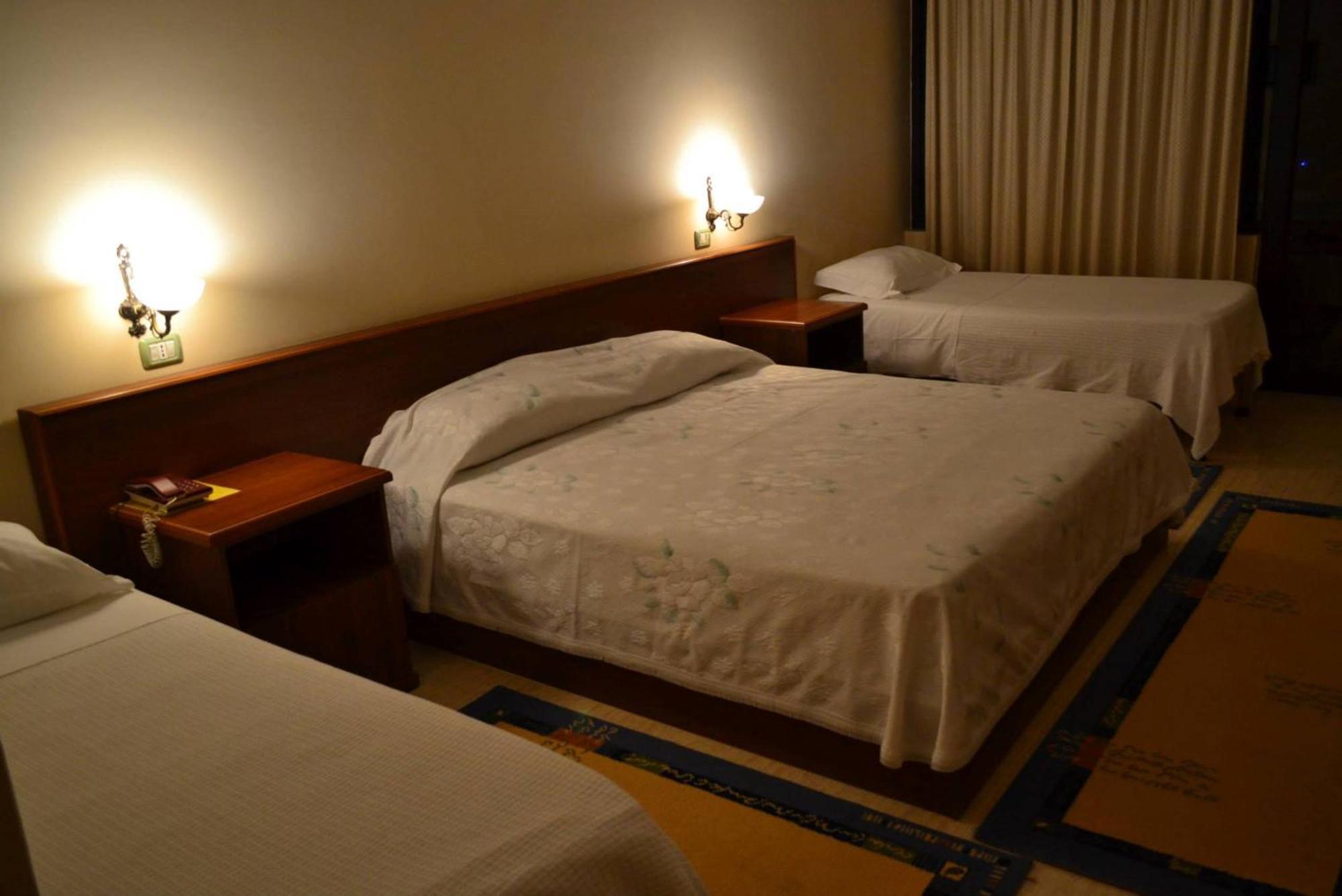 Akropoli Hotel Kryemëdhej Pokoj fotografie