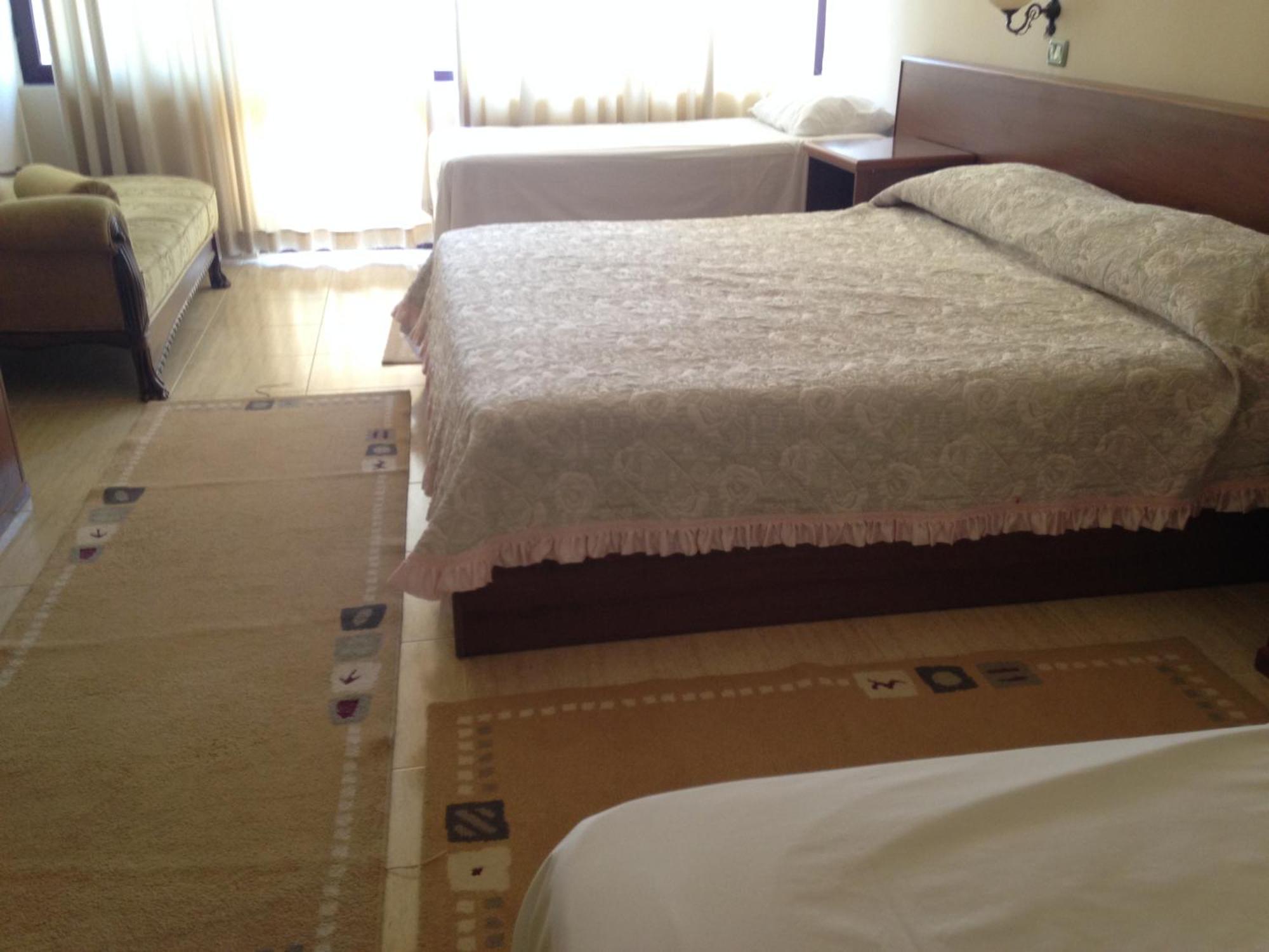 Akropoli Hotel Kryemëdhej Pokoj fotografie