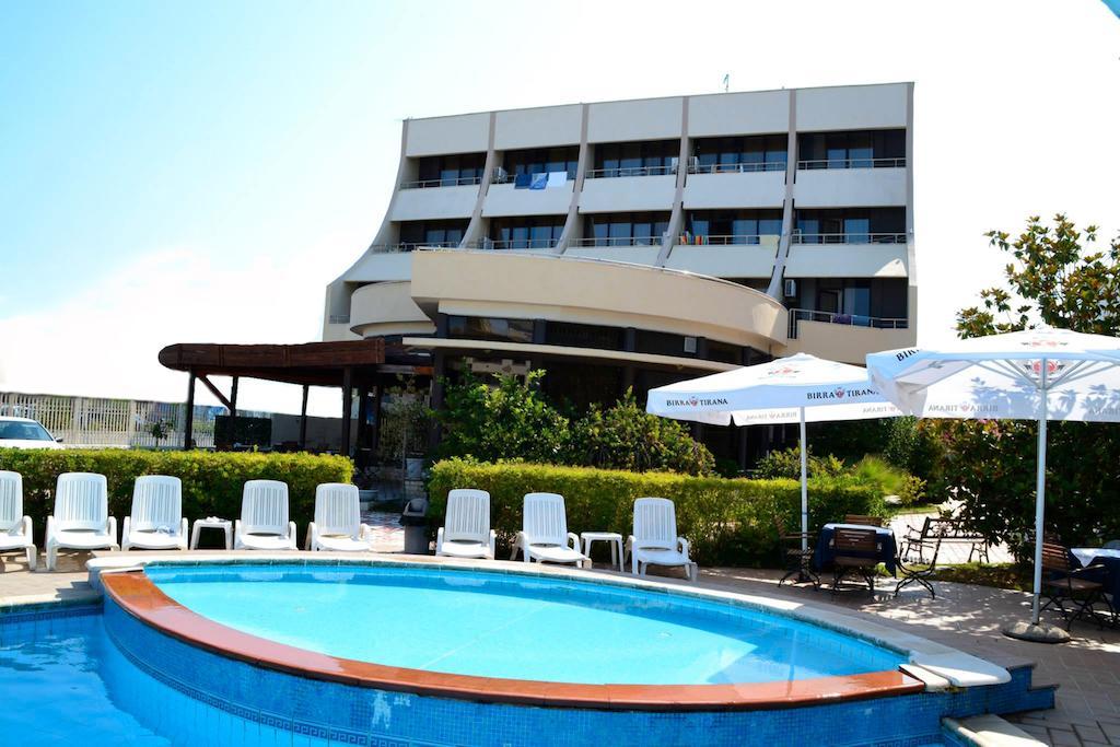 Akropoli Hotel Kryemëdhej Exteriér fotografie